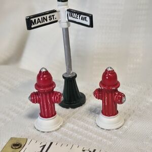 Lot Of Vtg Christmas Village Items 2-Metal Red‎ Fire Hydrant 1-Street Sign